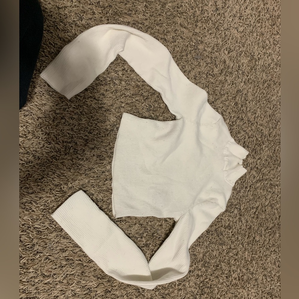 Xs white long sleeve